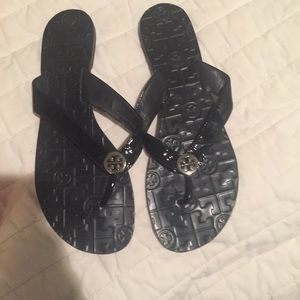 Tory sandals